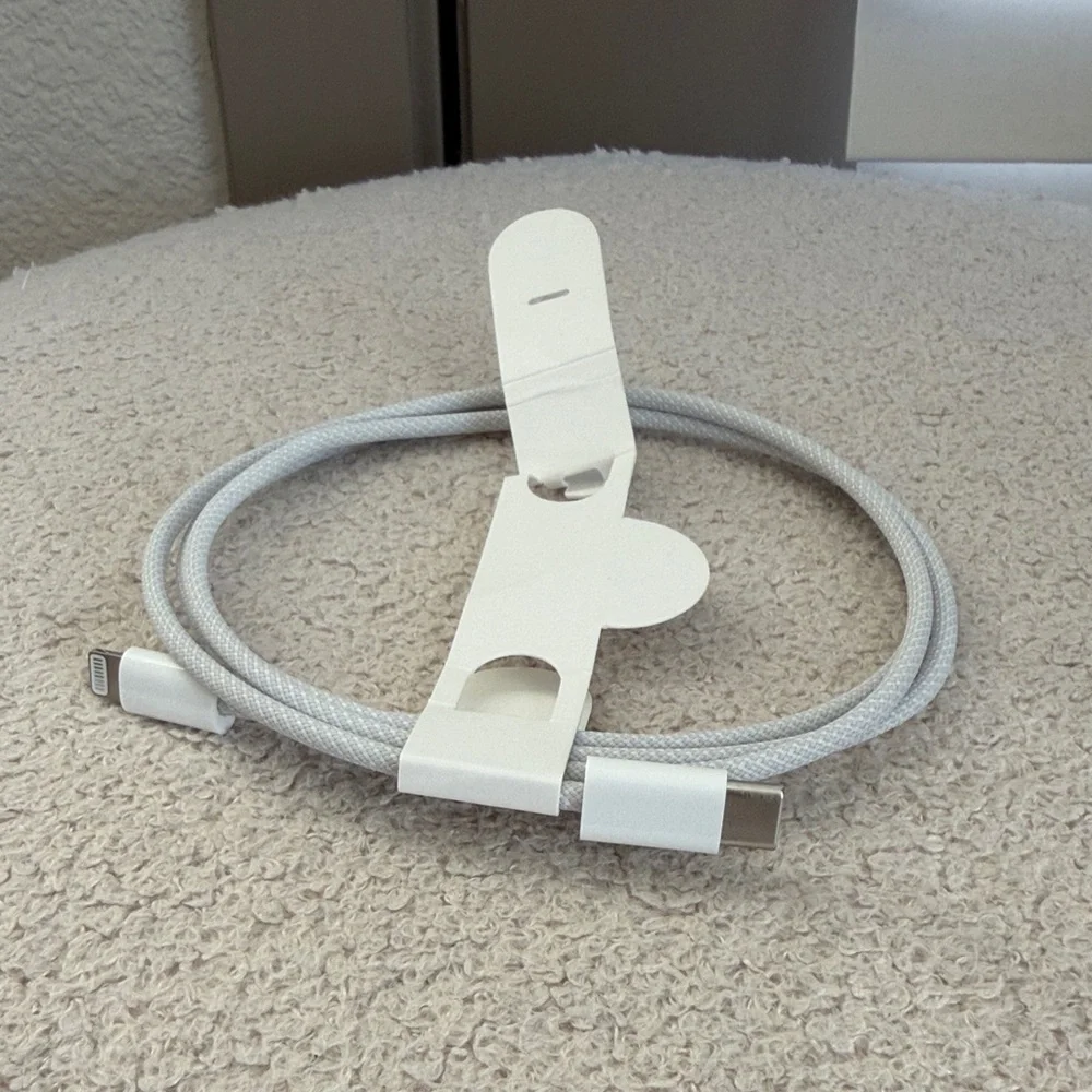Apple type c to lightning Silver Charging Cable